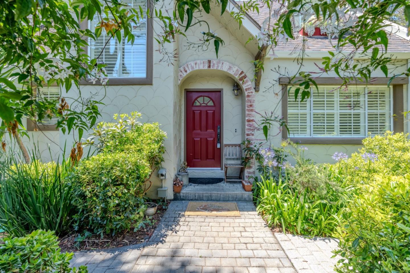 212 Angelita AVE