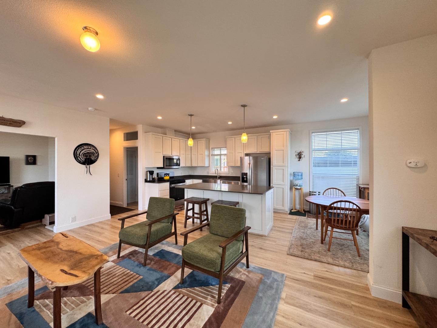 41 Oceanview AVE 41