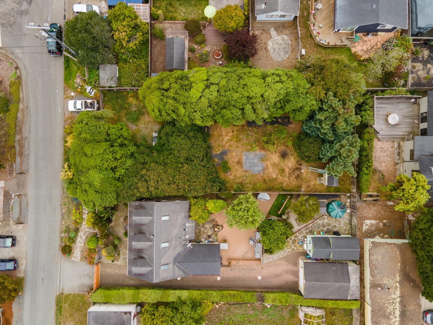 1213 Audubon AVE