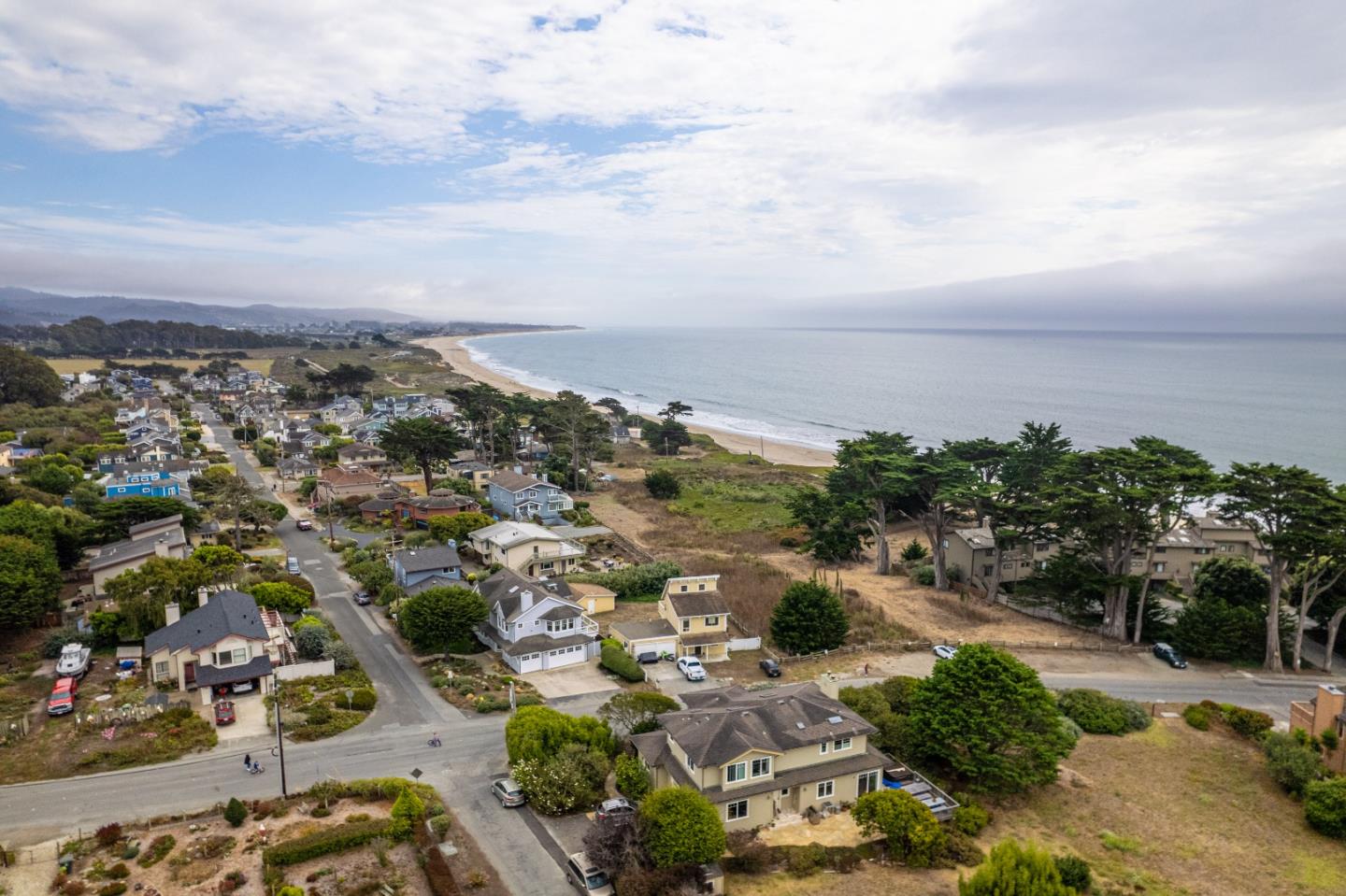 2 Alameda AVE