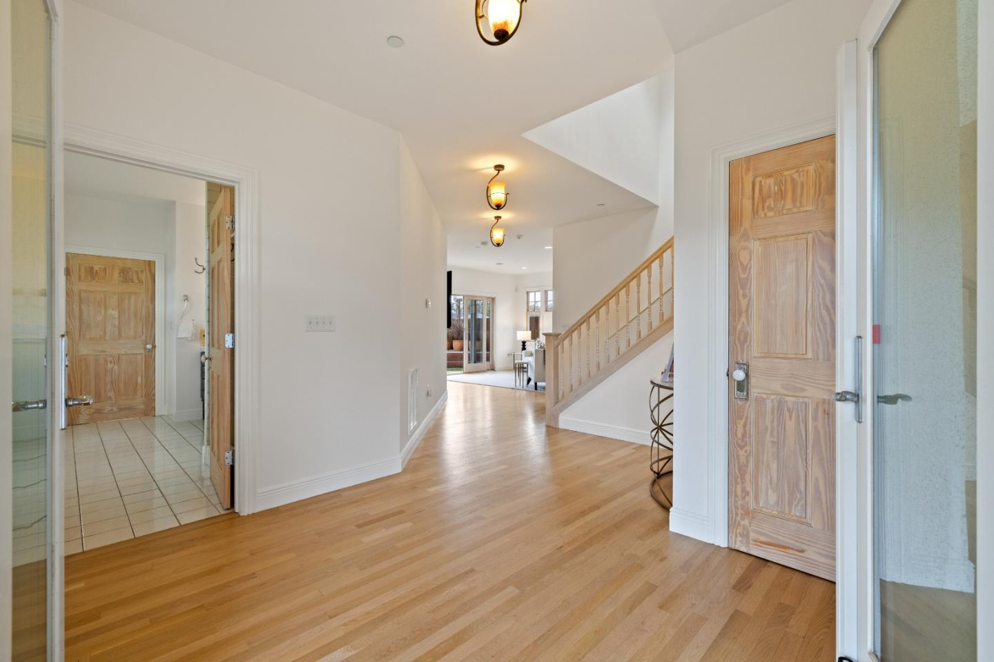 2 Alameda AVE