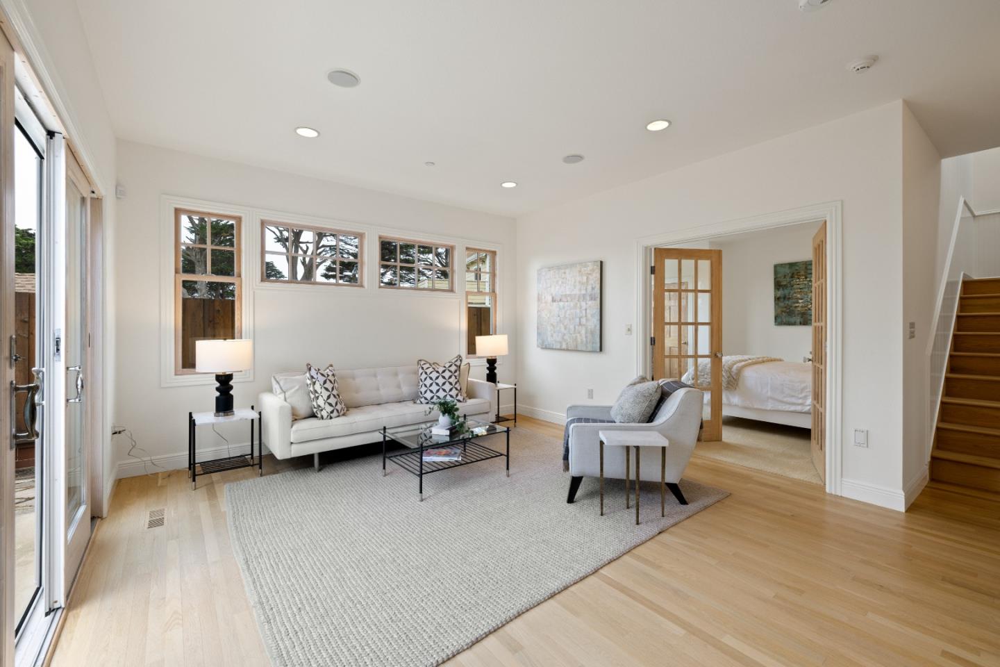 2 Alameda AVE