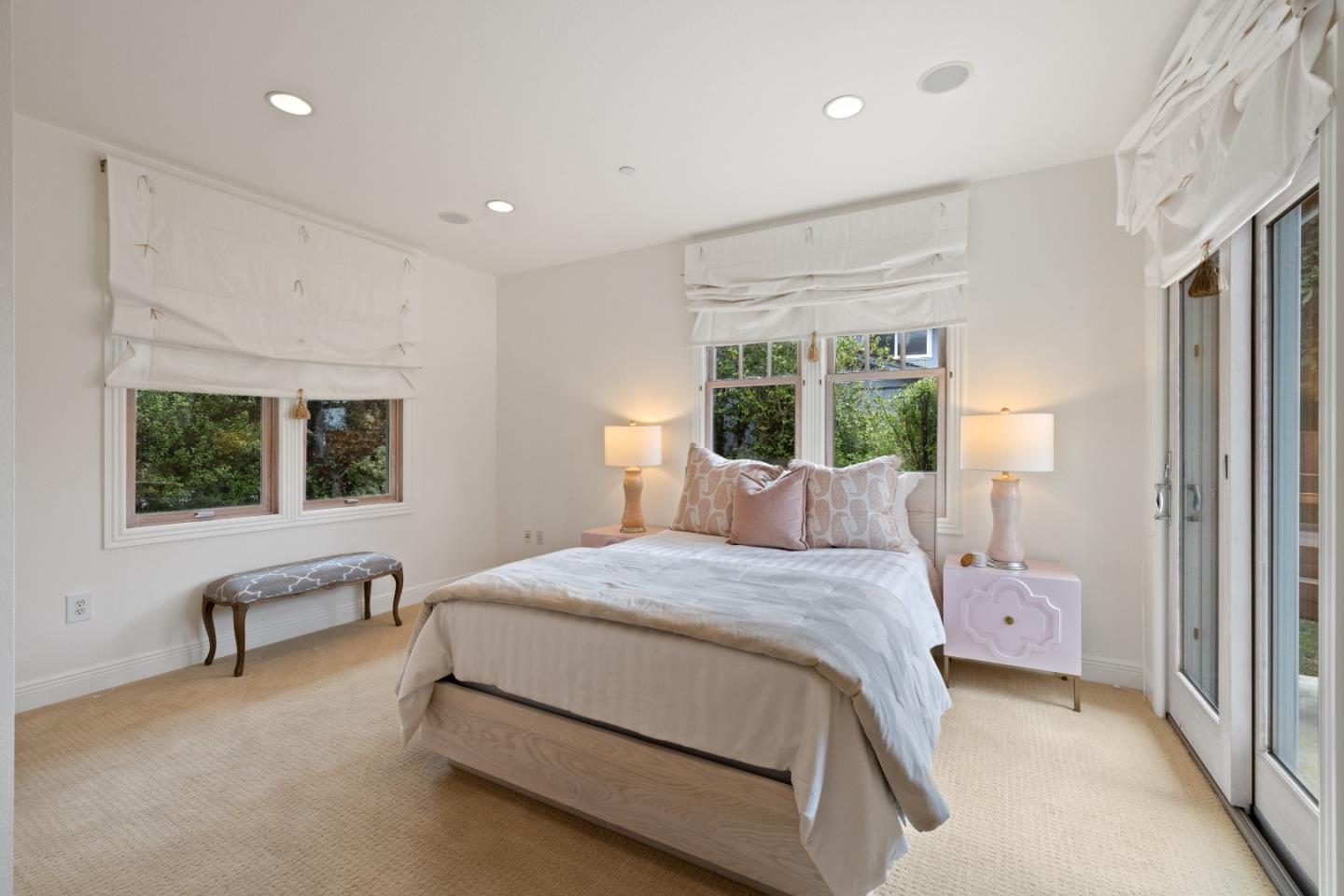 2 Alameda AVE