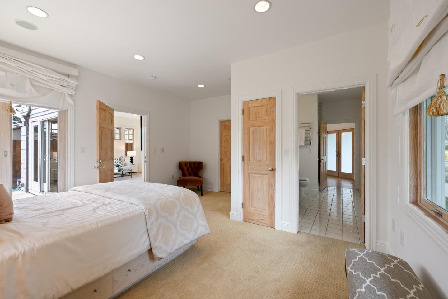 2 Alameda AVE