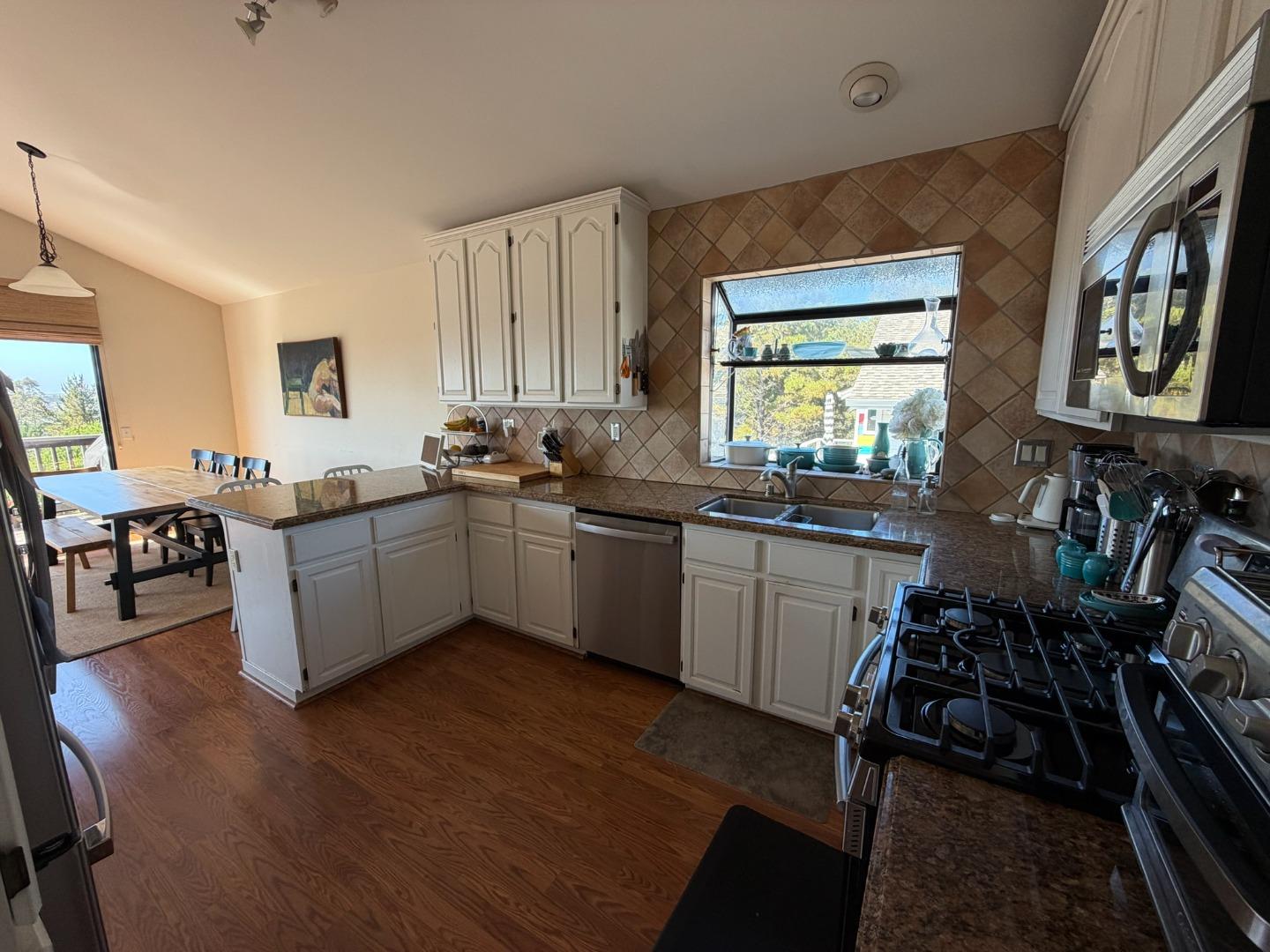 139 Madrona AVE