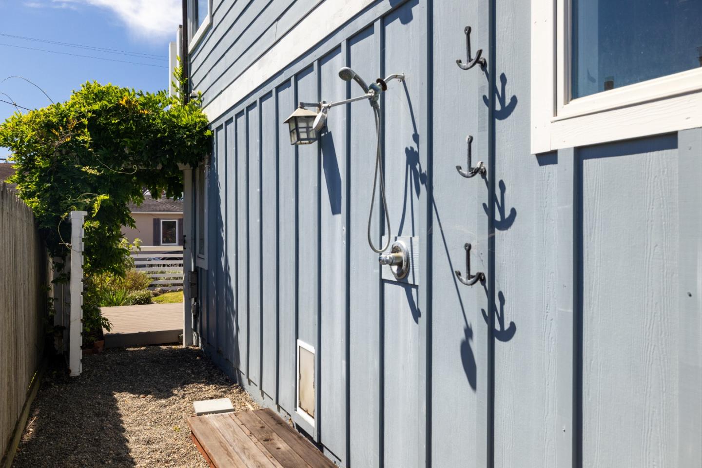 55 Alameda AVE