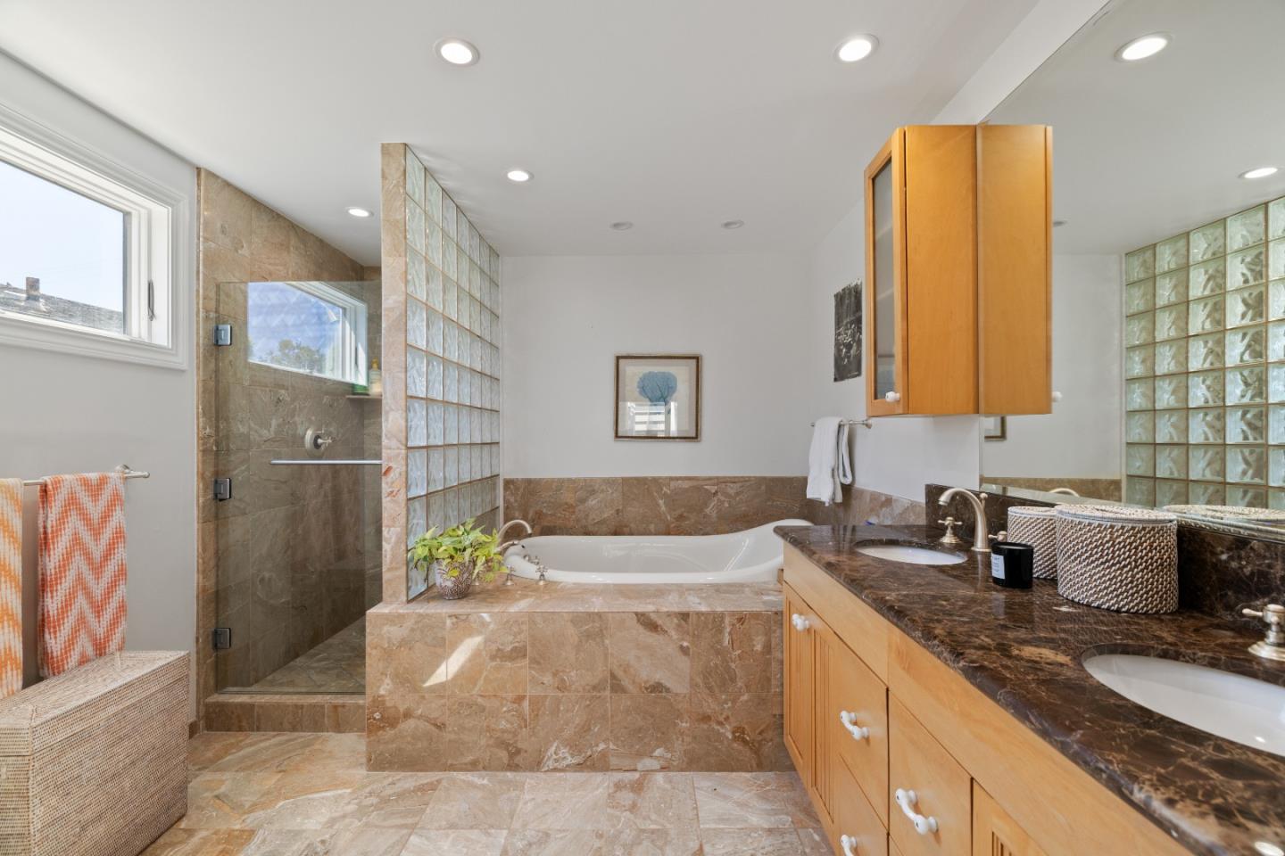 55 Alameda AVE