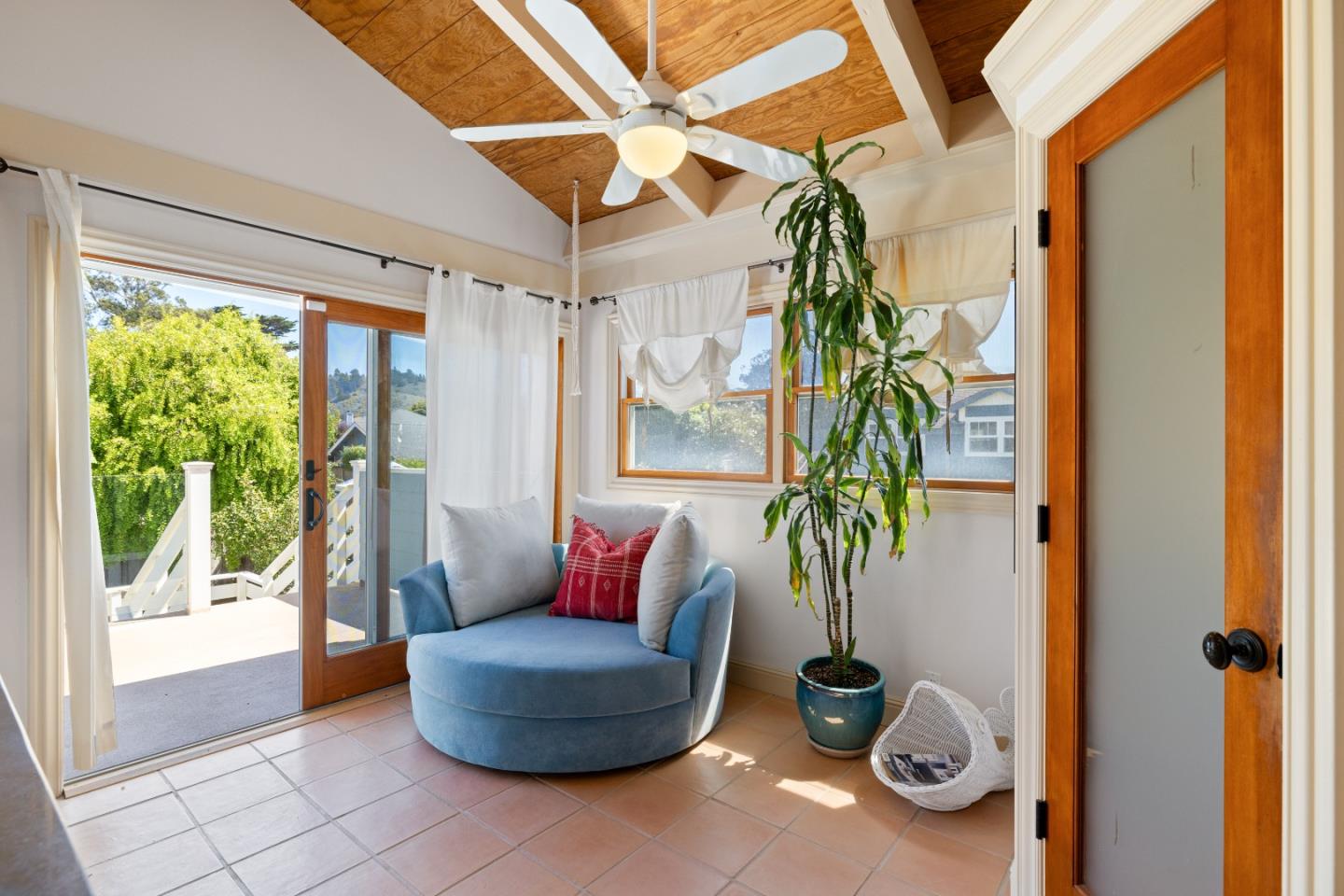 55 Alameda AVE