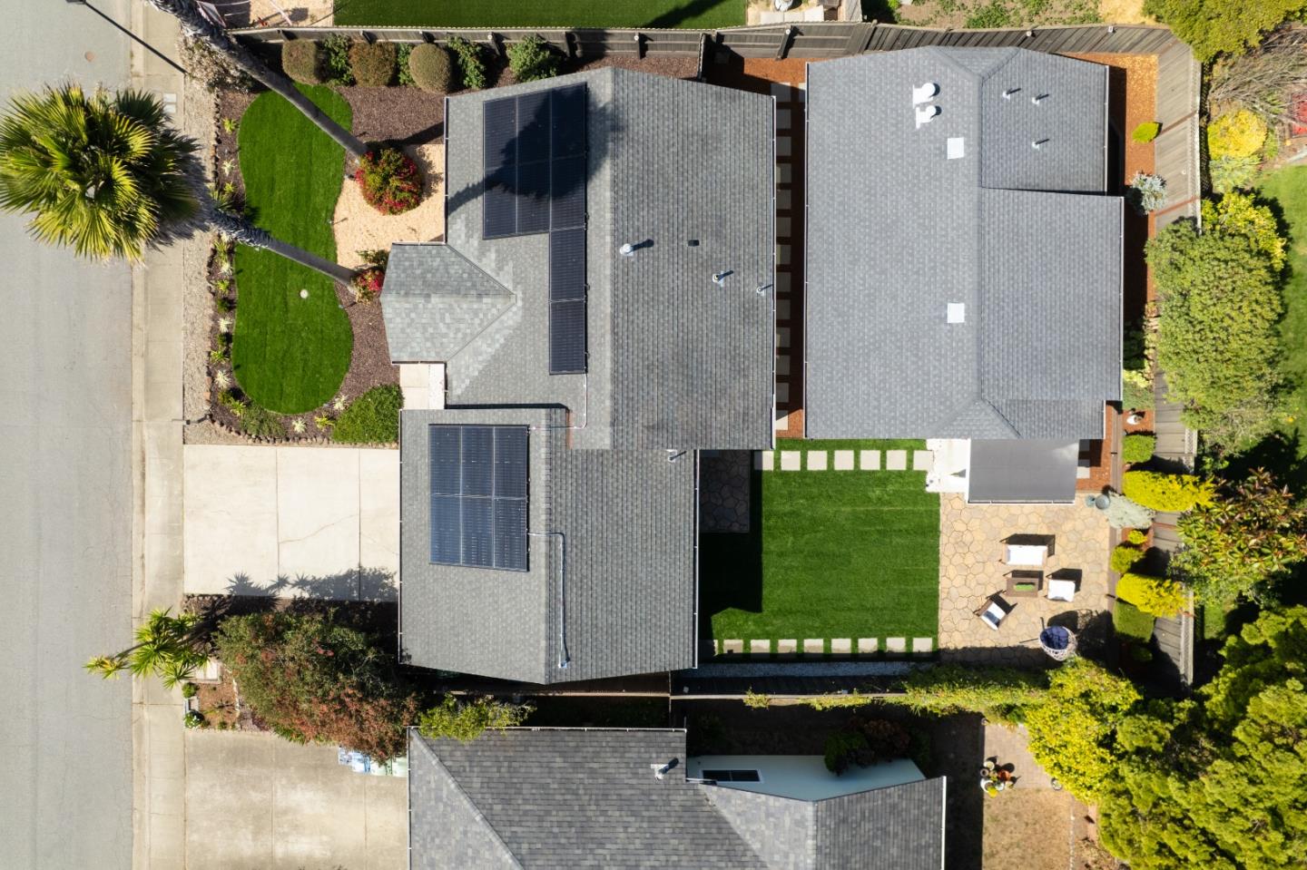 1575 Mizzen LN