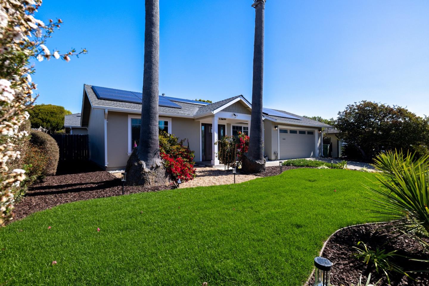 1575 Mizzen LN