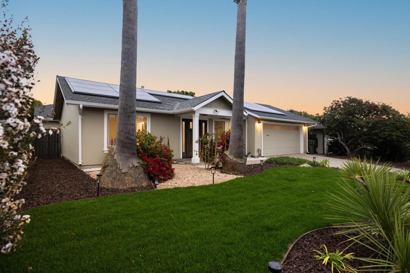 1575 Mizzen LN