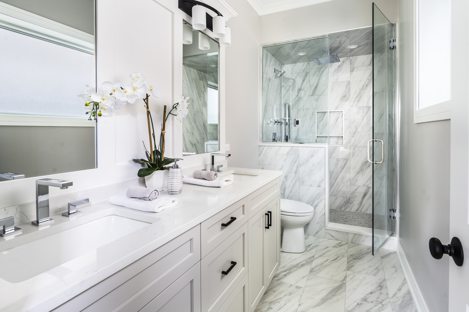1922 W Belmont Avenue Unit: 2
