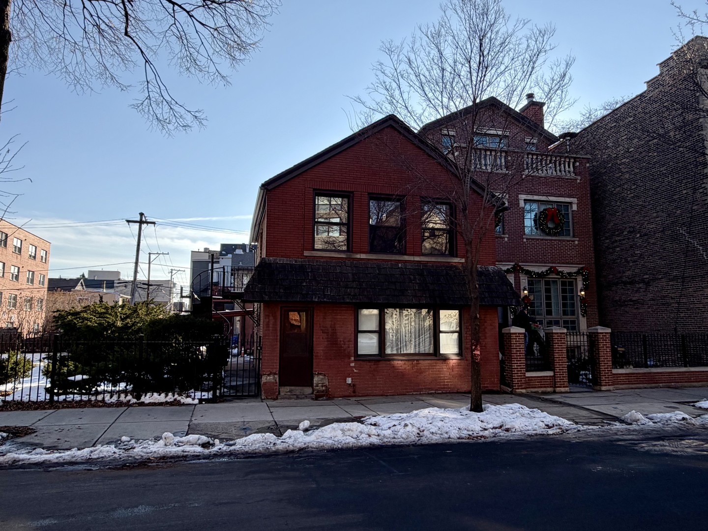 1041 W Polk Street