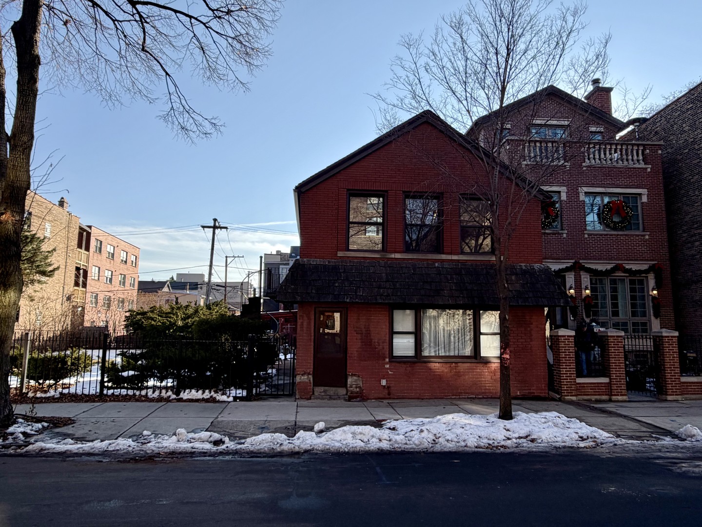 1041 W Polk Street