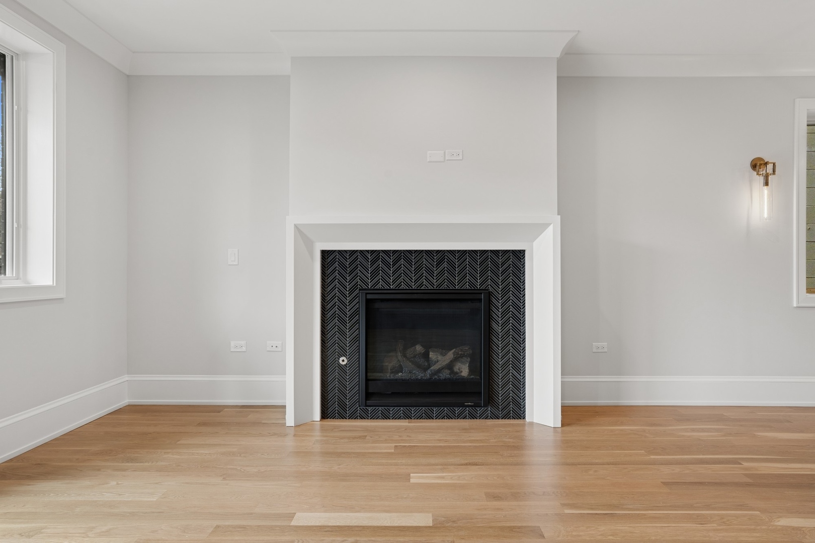 2023 W Augusta Boulevard Unit: 2