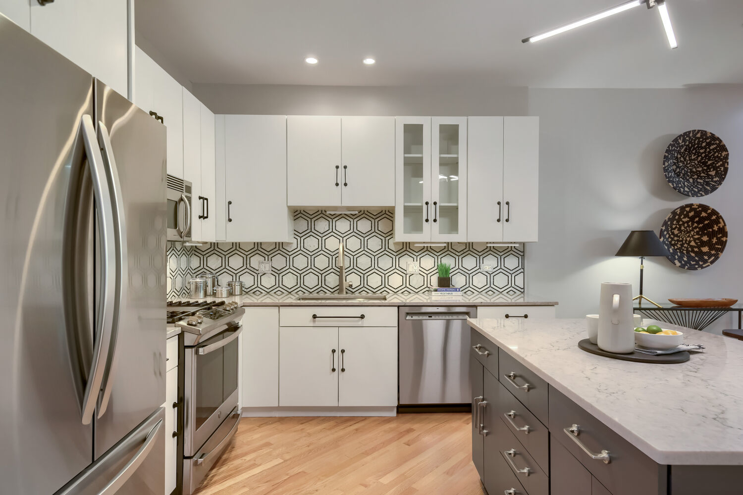 2251 W Wabansia Avenue Unit: 306