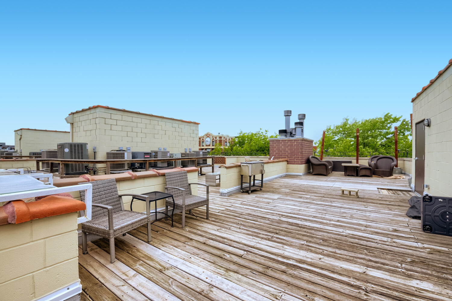2251 W Wabansia Avenue Unit: 306