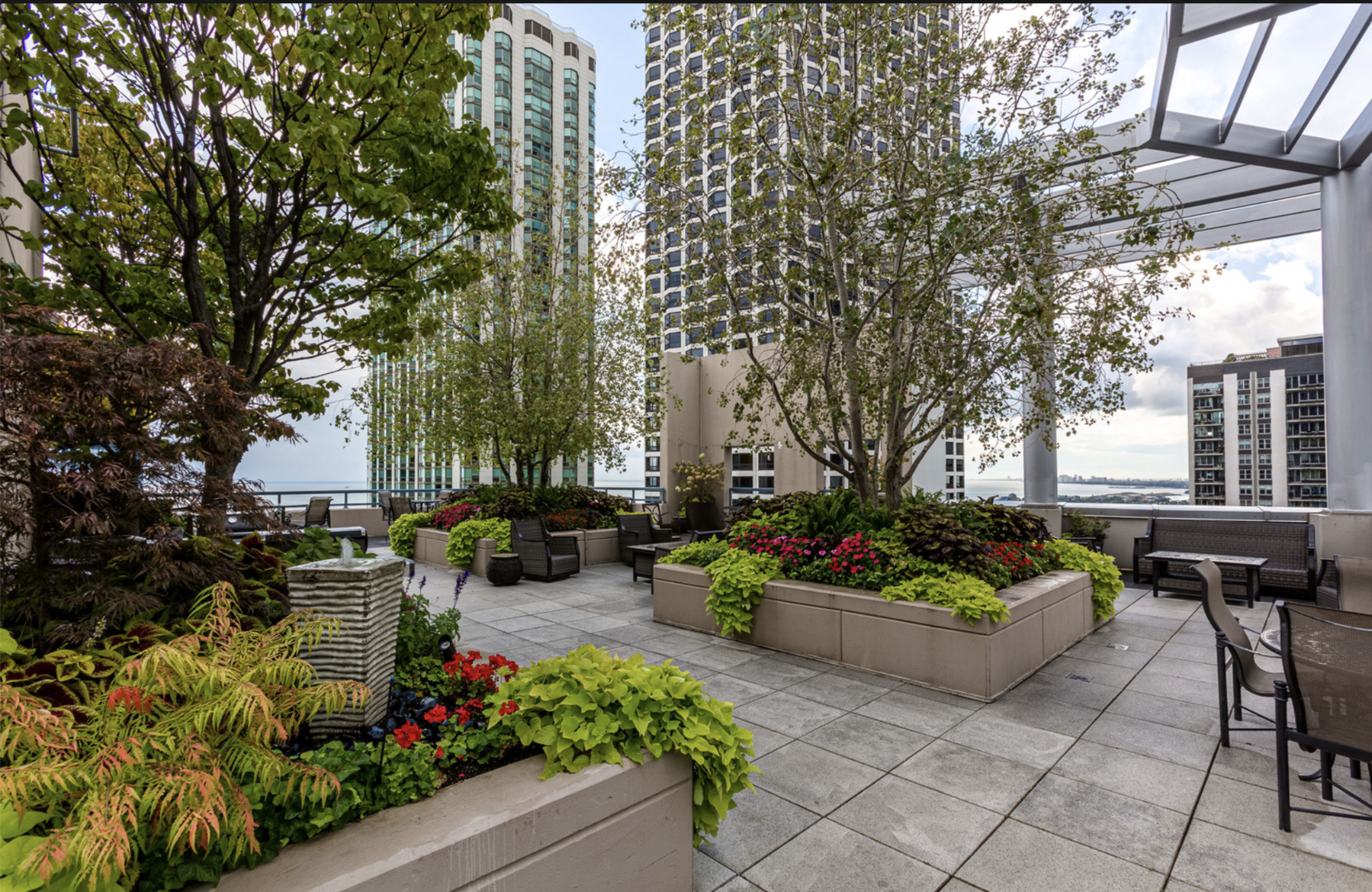 201 N Westshore Drive Unit: 2006
