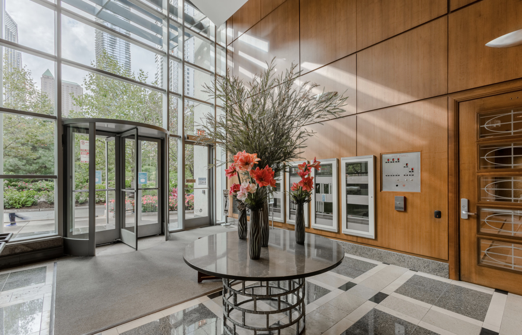 201 N Westshore Drive Unit: 2006