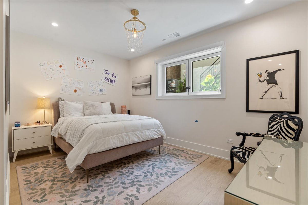 2023 W Augusta Boulevard Unit: 1W