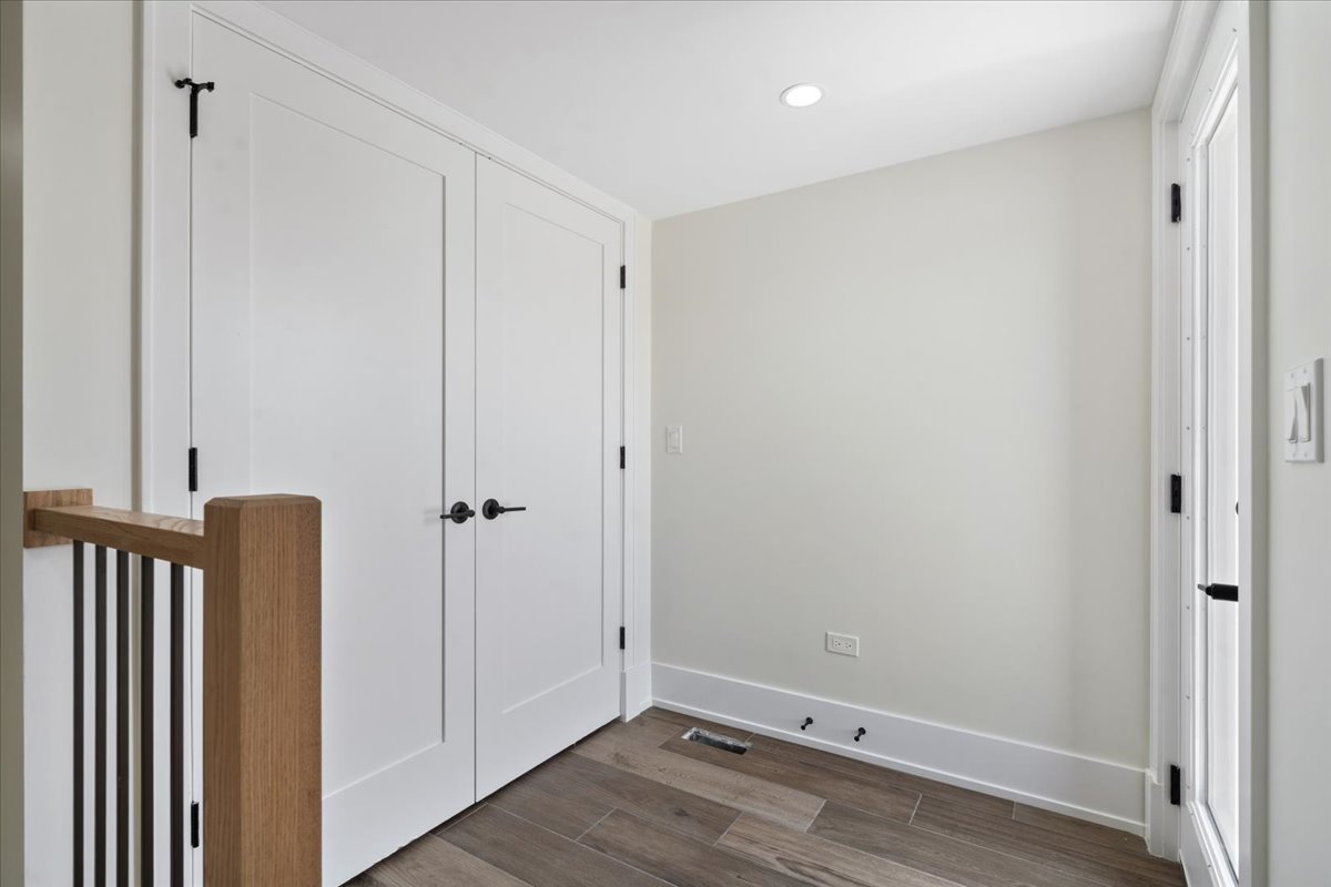2023 W Augusta Boulevard Unit: 3E