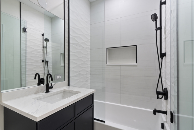 2023 W Augusta Boulevard Unit: 3W