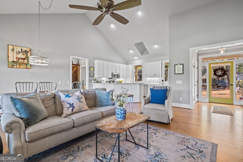 125 Seven Oaks Way
