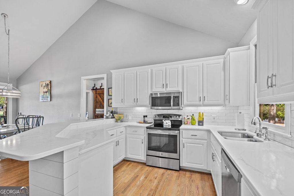125 Seven Oaks Way
