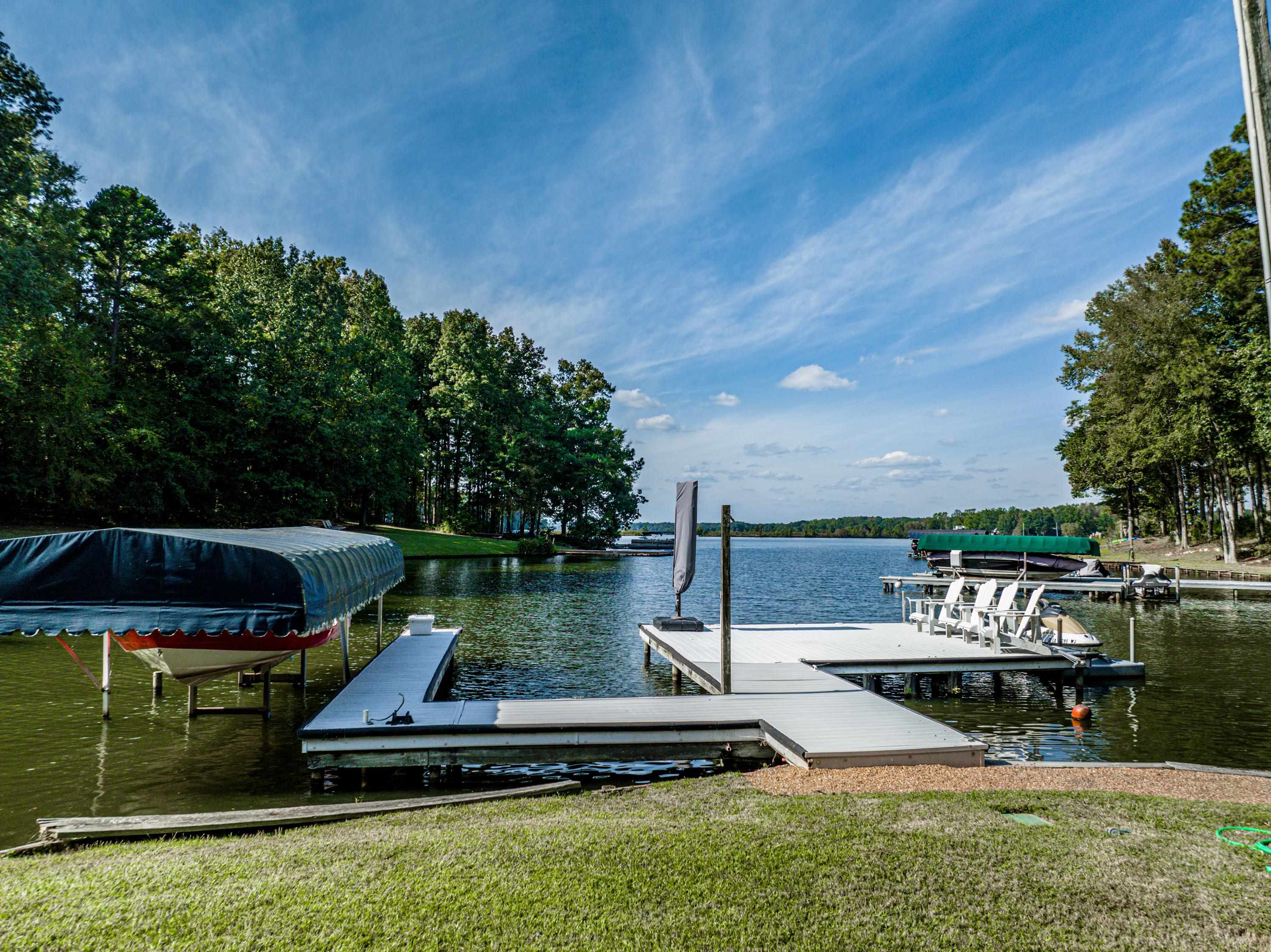 105 SUGAR CREEK TRAIL