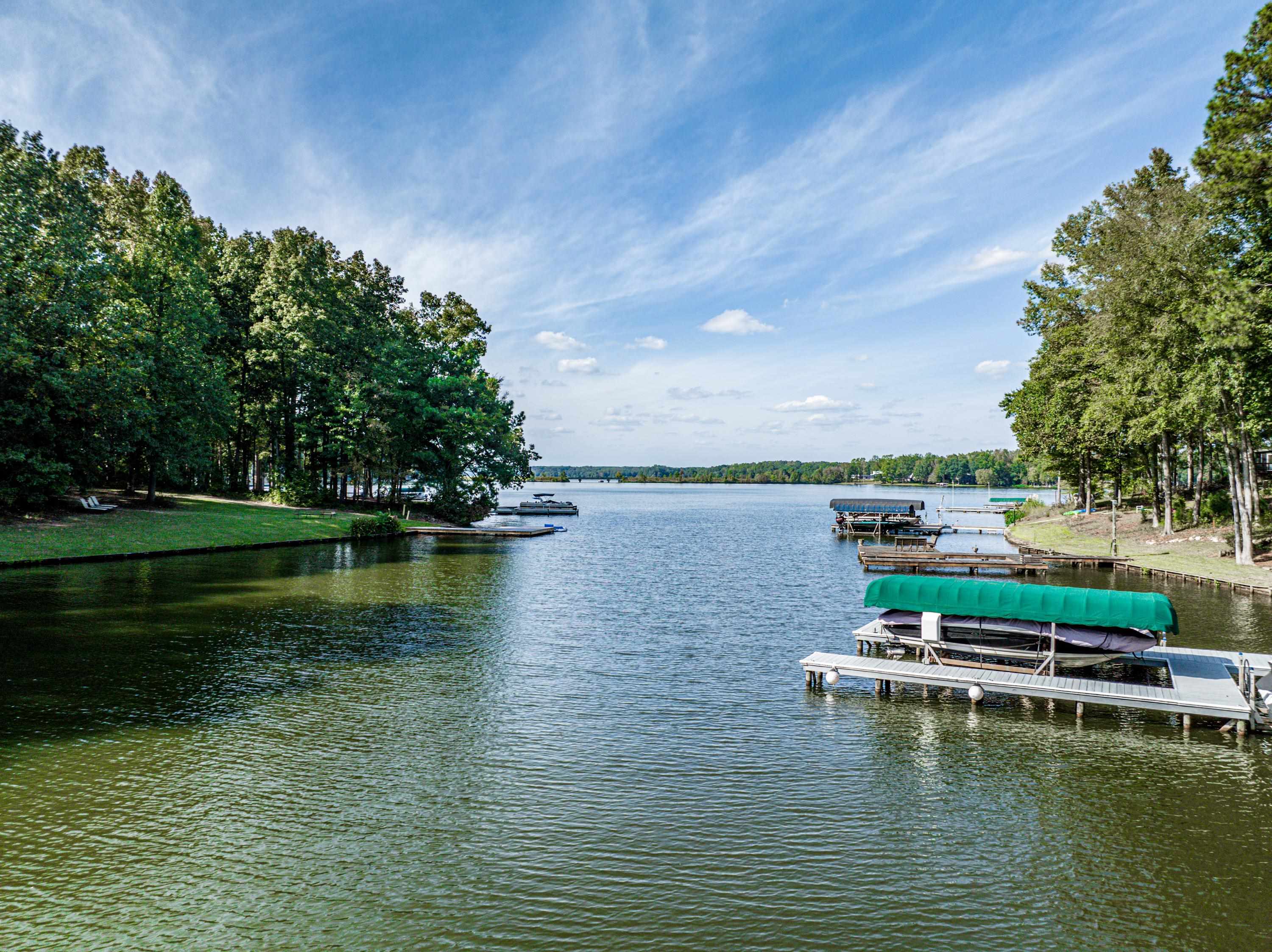 105 SUGAR CREEK TRAIL