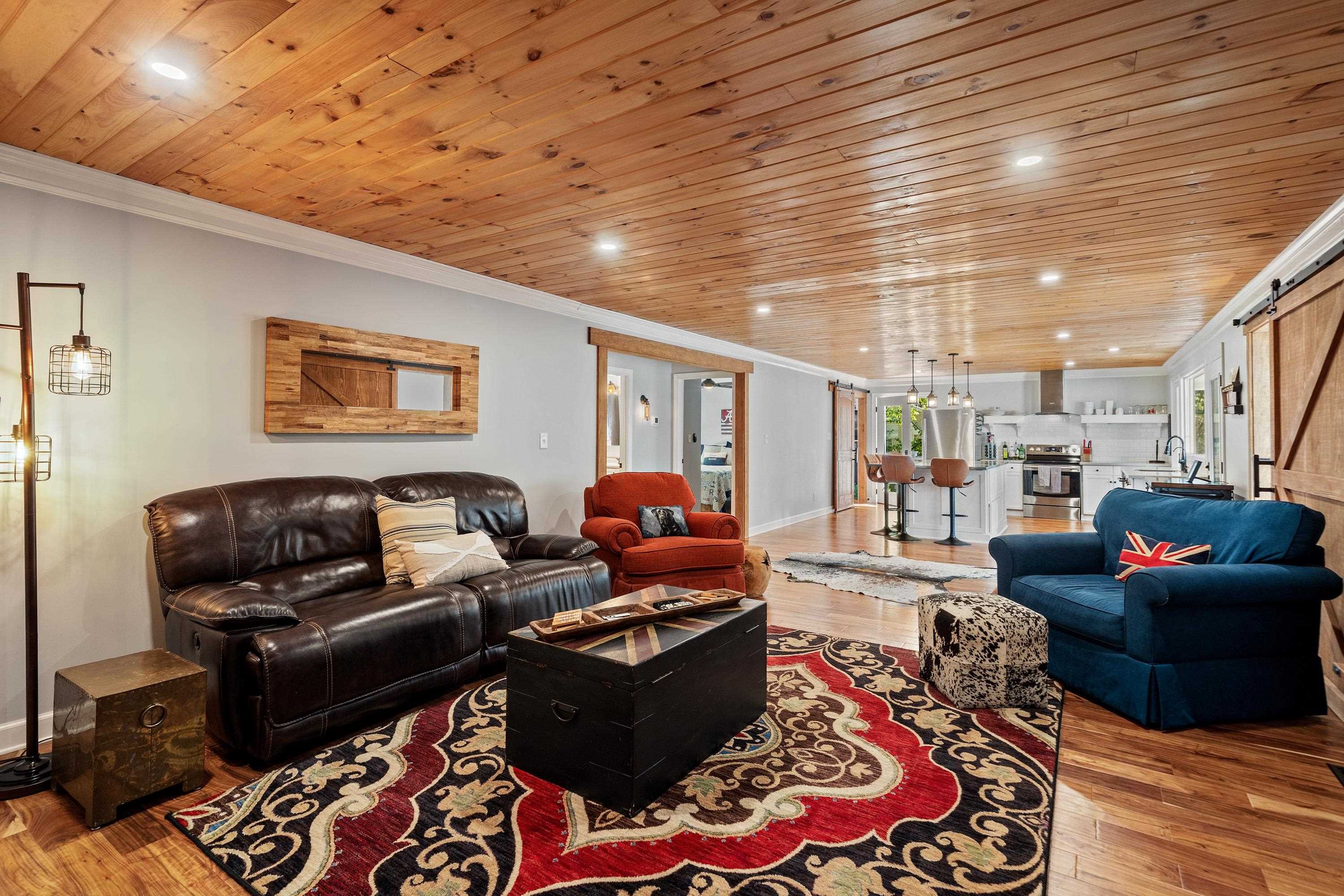 105 SUGAR CREEK TRAIL