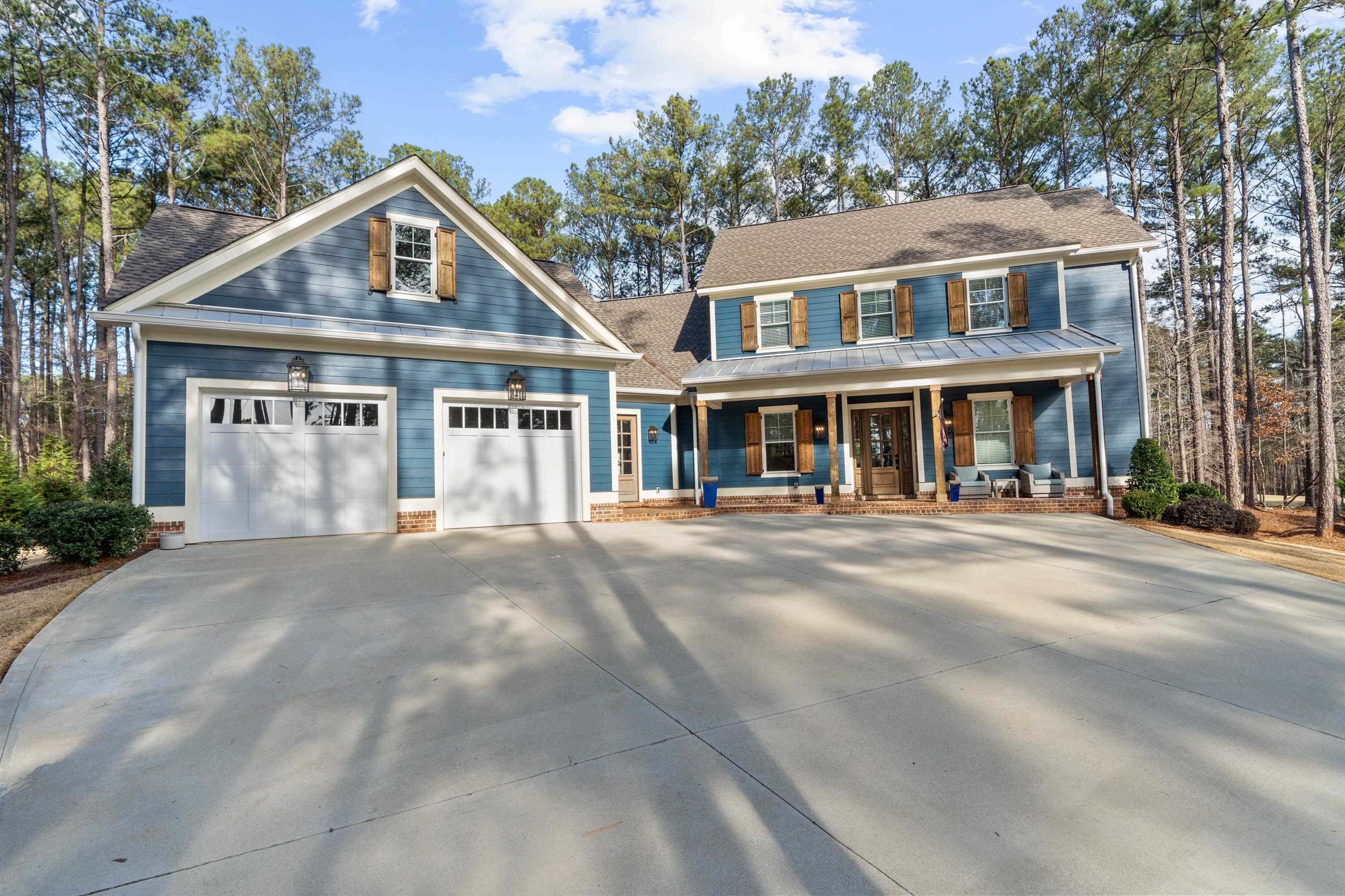 1640 CLUB DRIVE