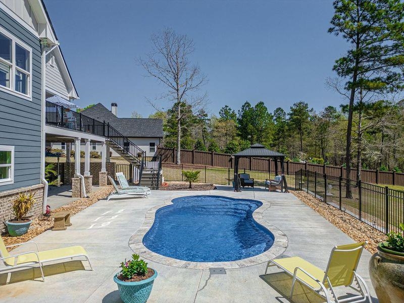 122 HARMONY BAY DRIVE