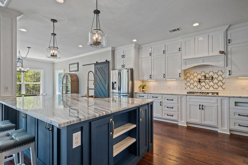 122 HARMONY BAY DRIVE