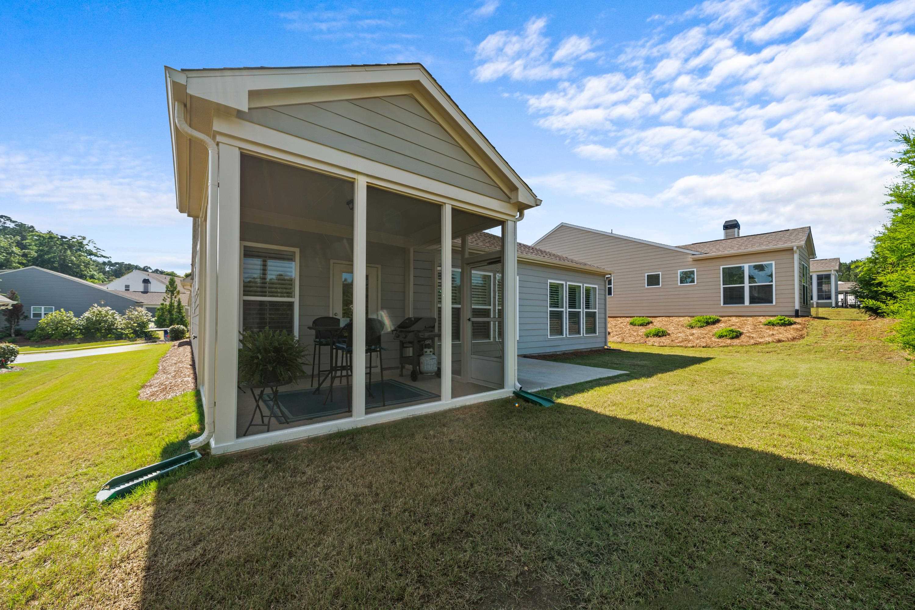 1050 LONE OAK ROAD