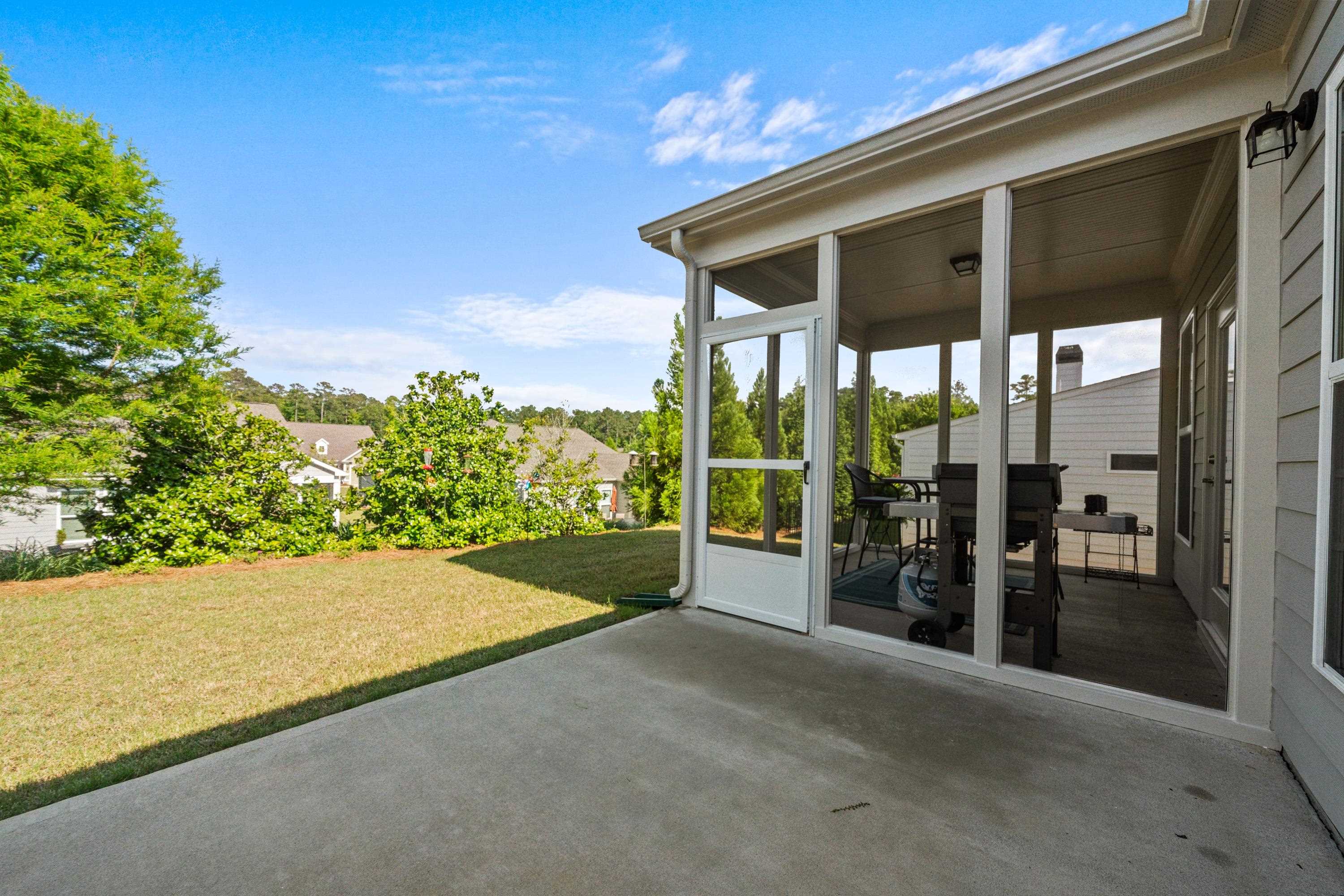 1050 LONE OAK ROAD