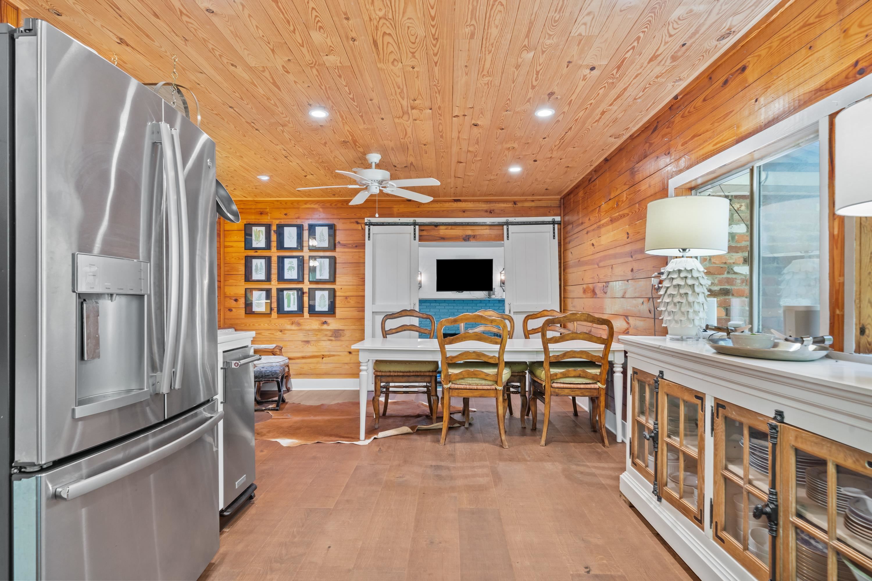 194 BENTLEY CIRCLE