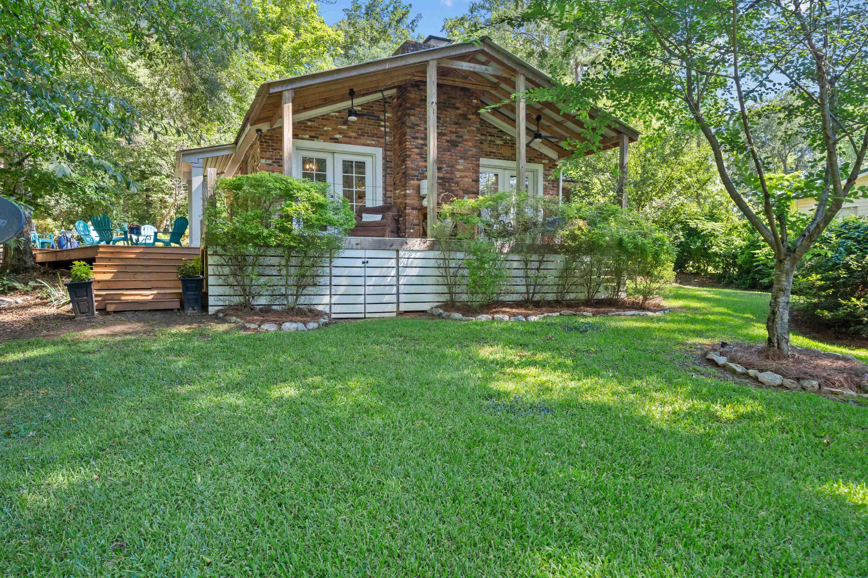 194 BENTLEY CIRCLE
