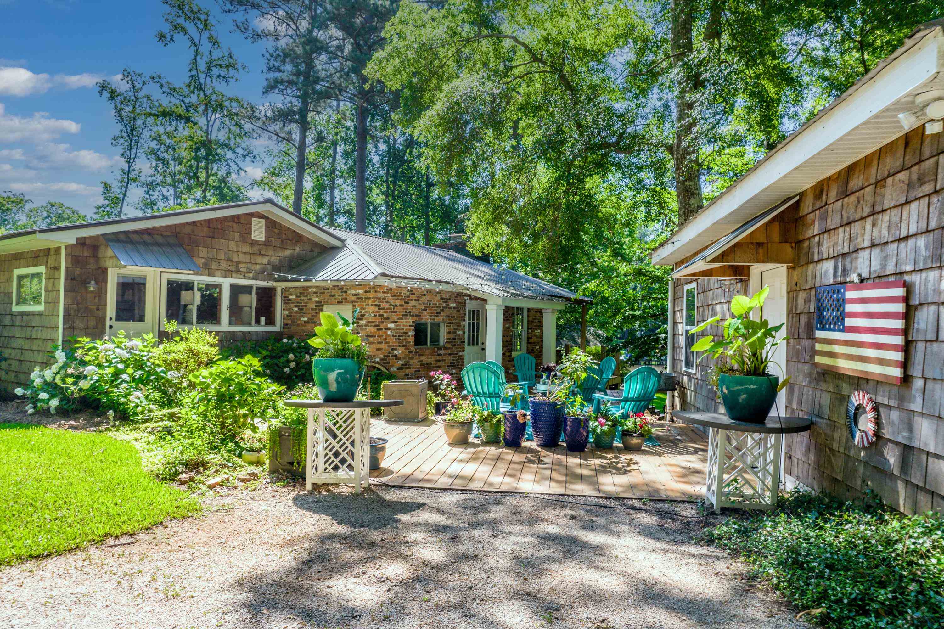 194 BENTLEY CIRCLE