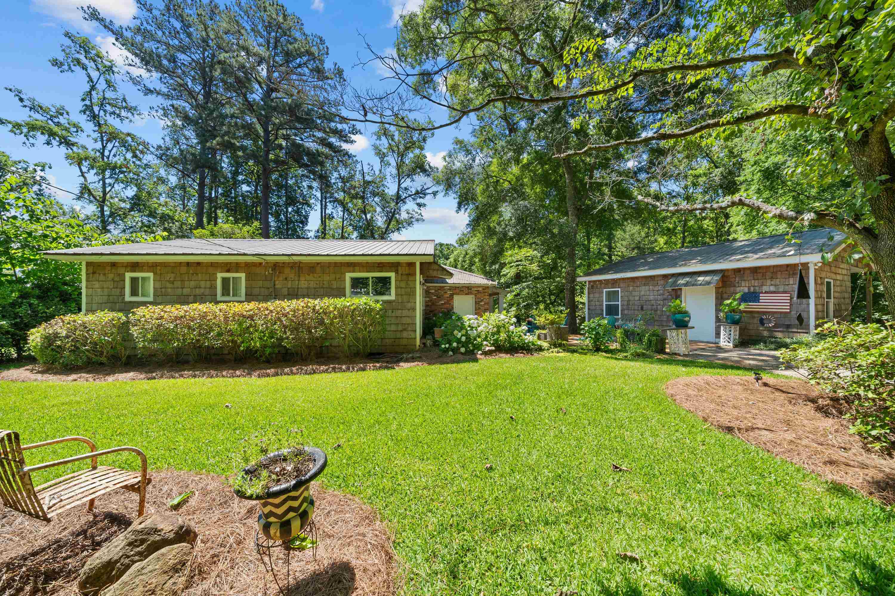 194 BENTLEY CIRCLE