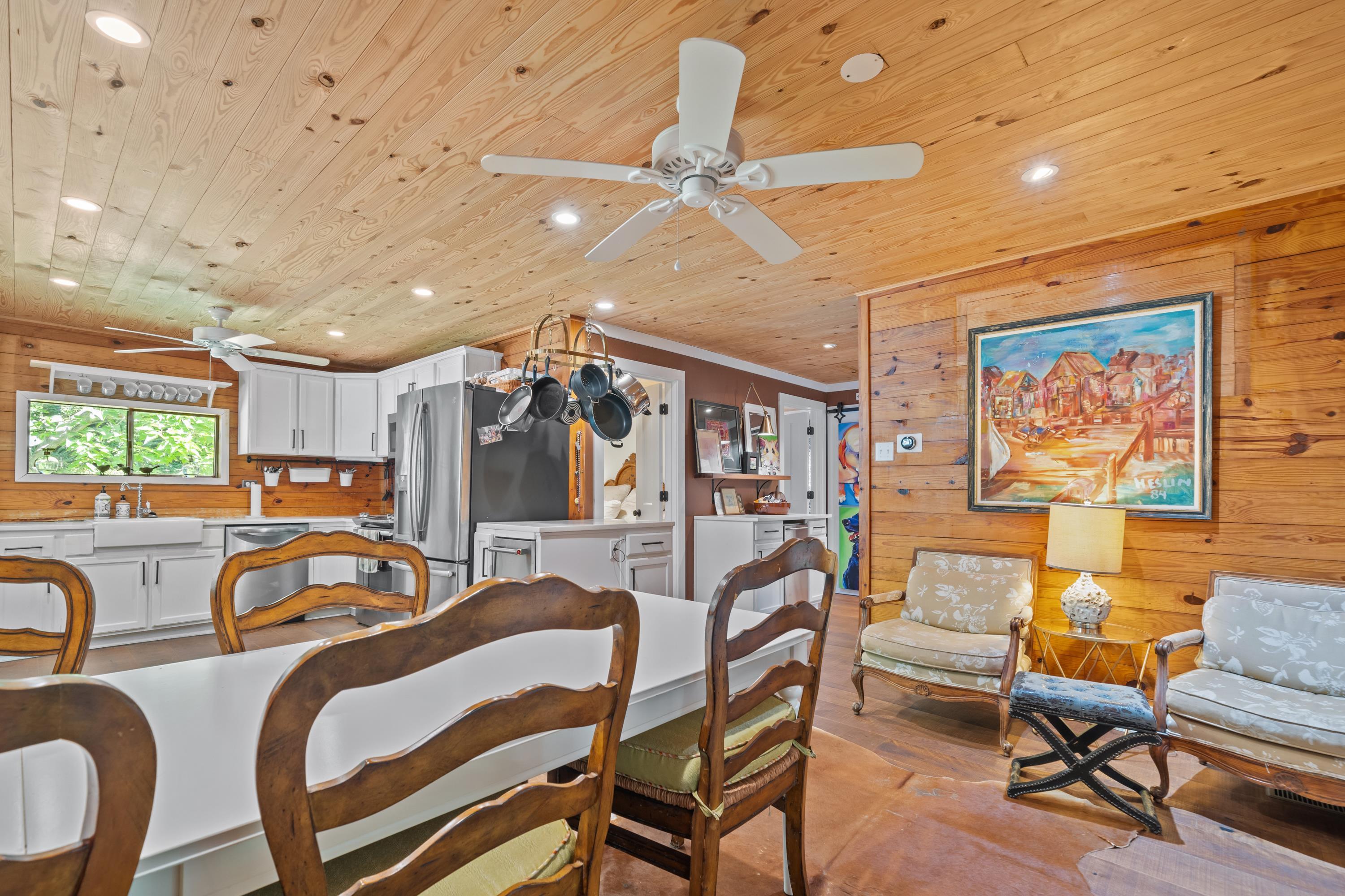194 BENTLEY CIRCLE