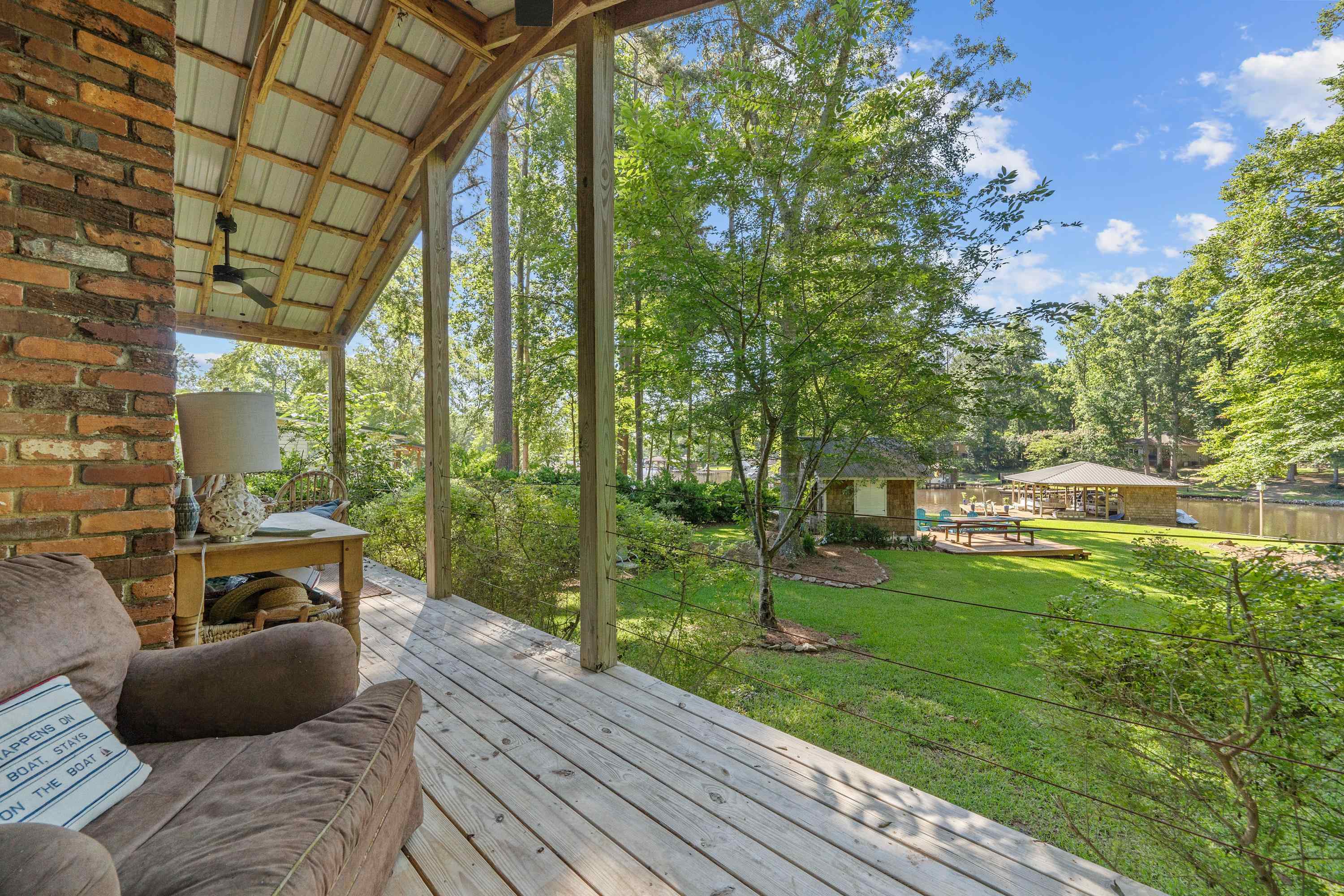 194 BENTLEY CIRCLE