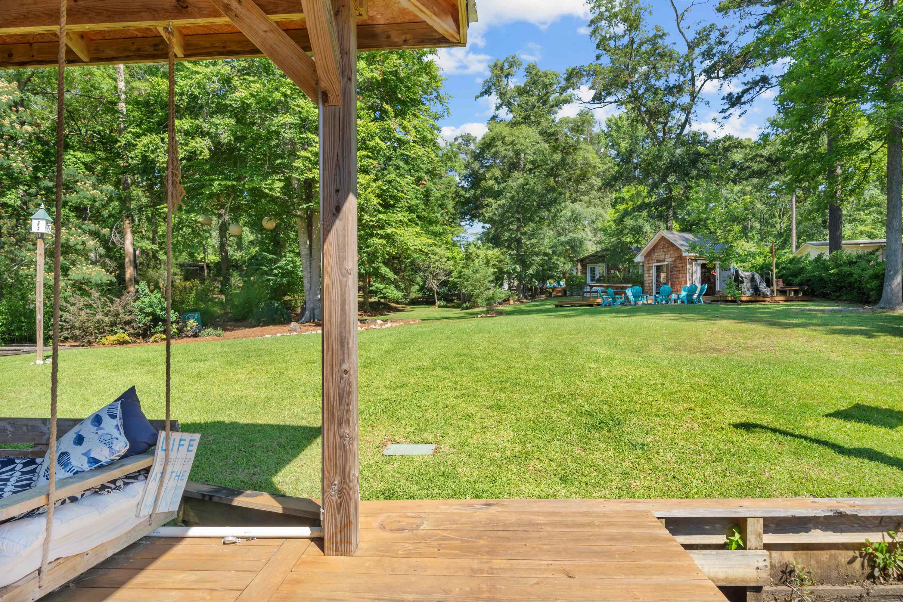 194 BENTLEY CIRCLE