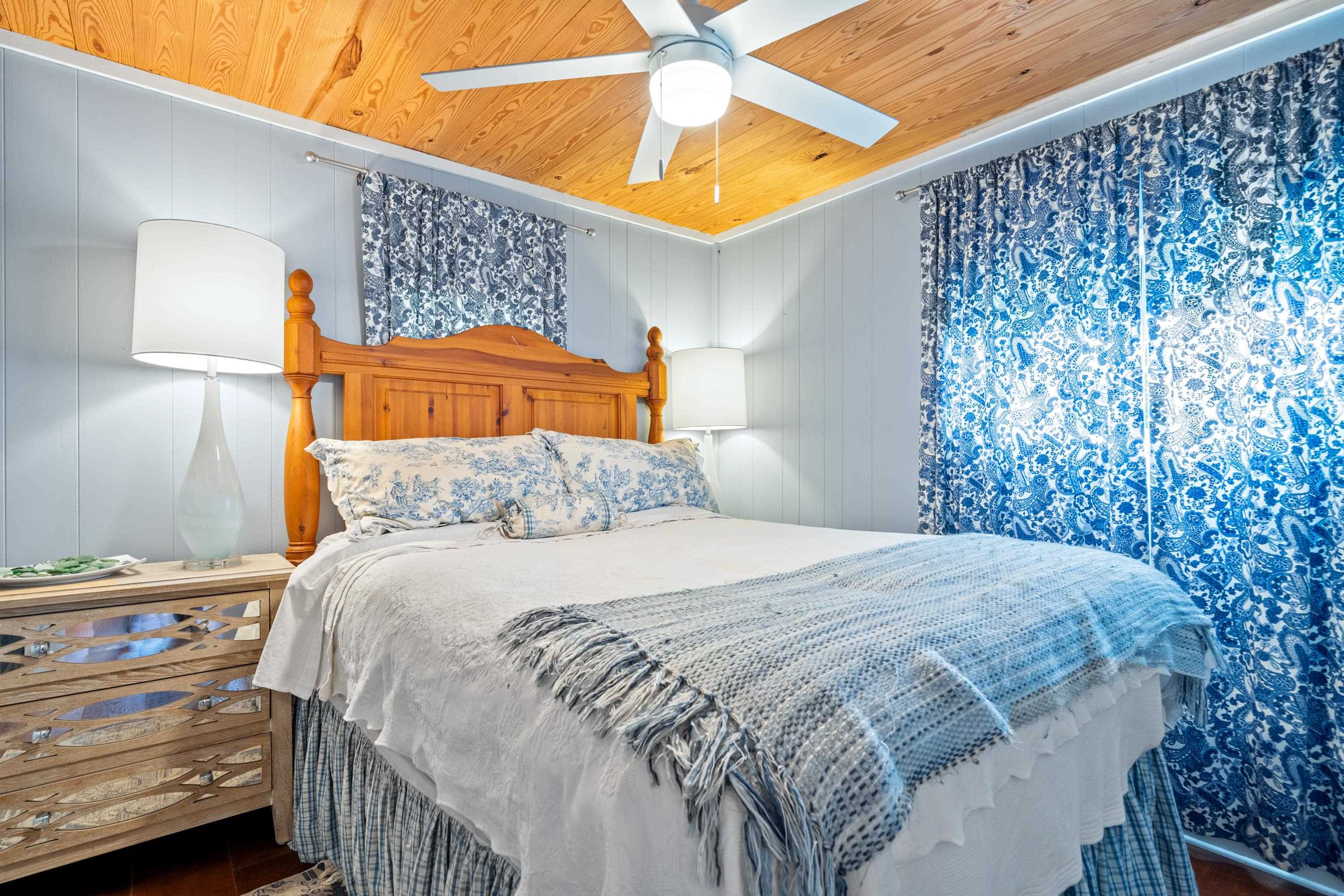 194 BENTLEY CIRCLE