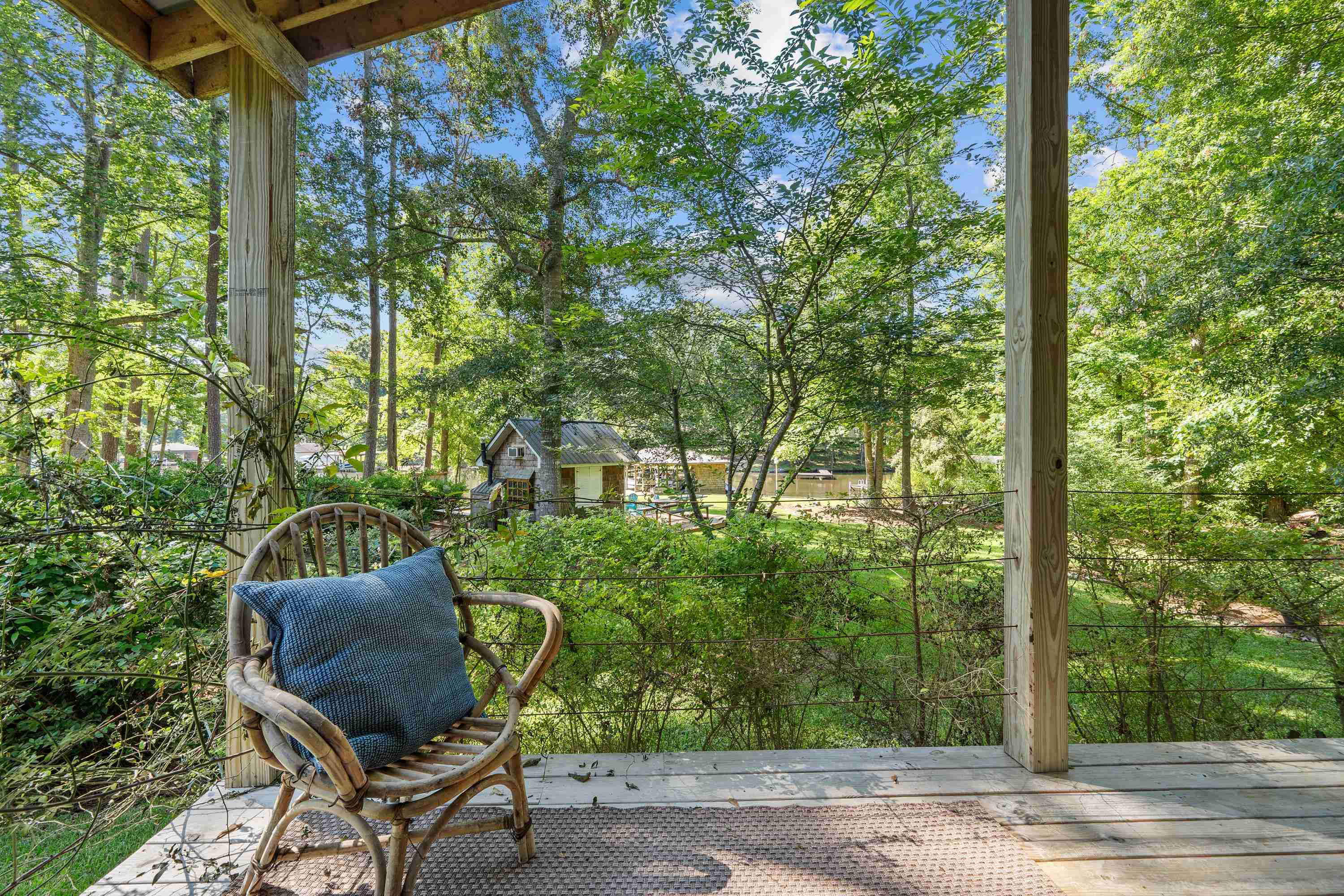 194 BENTLEY CIRCLE