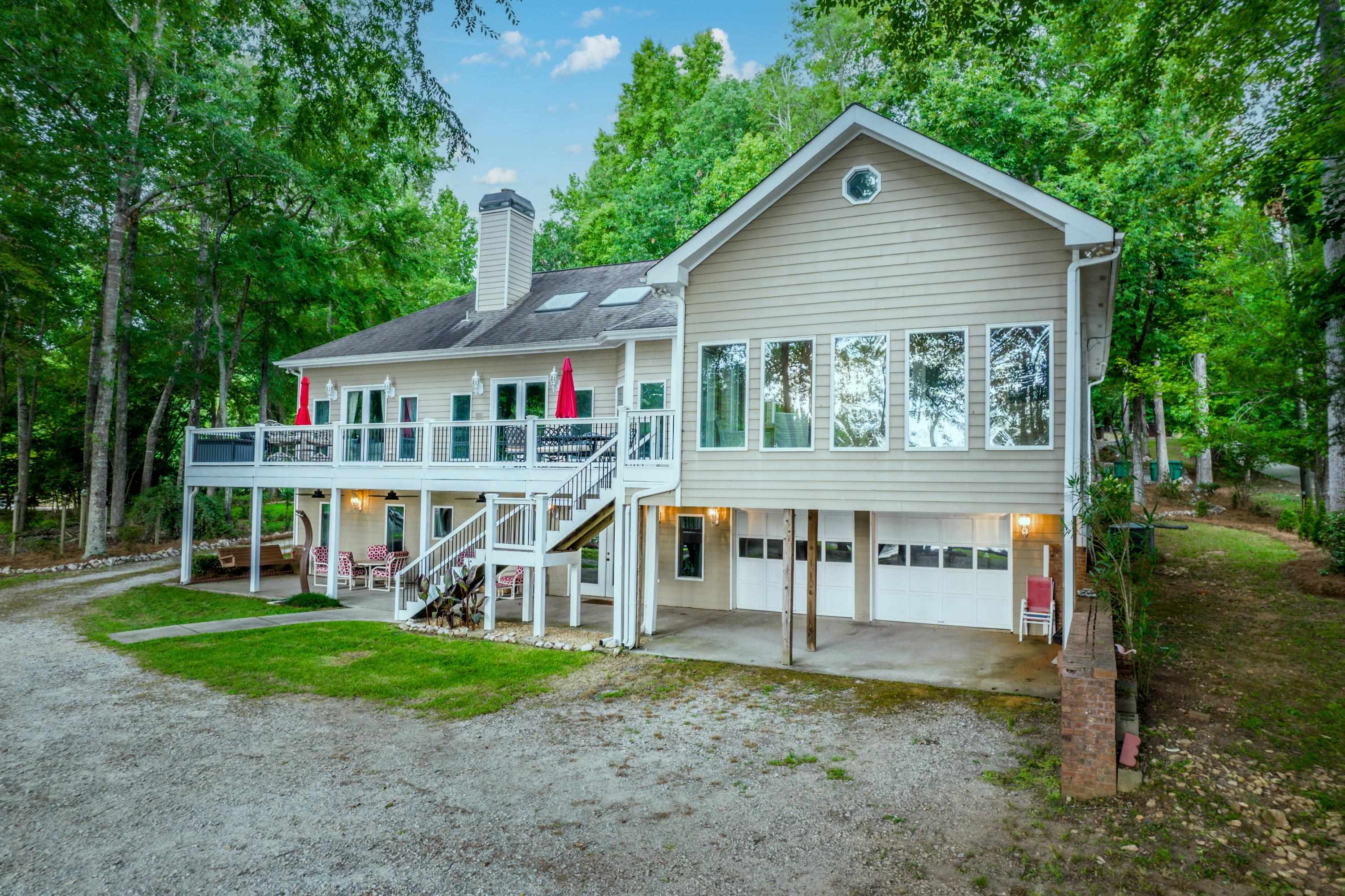 243 LONG SHOALS AVENUE