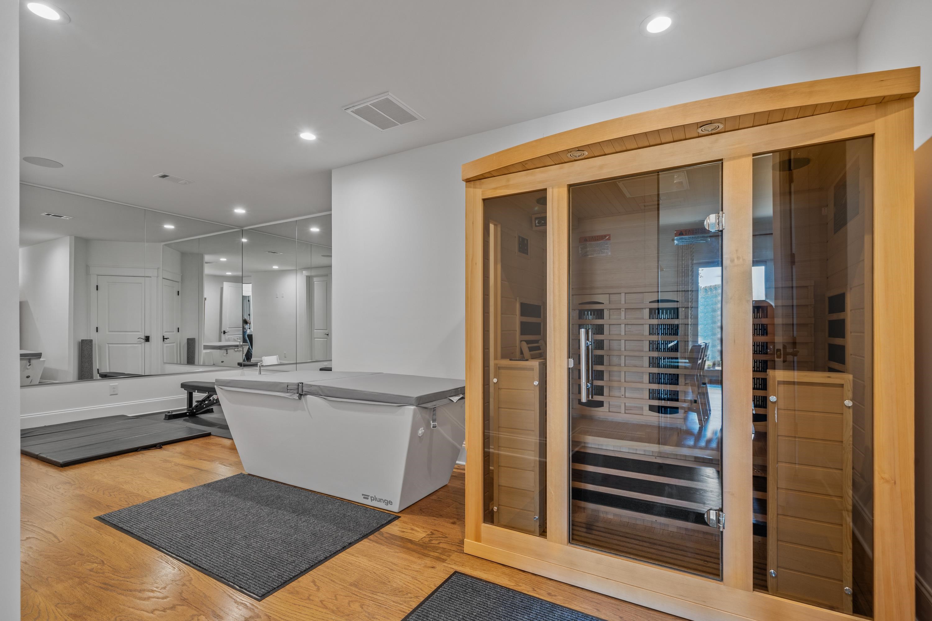2041 FLEMINGS KNOLL