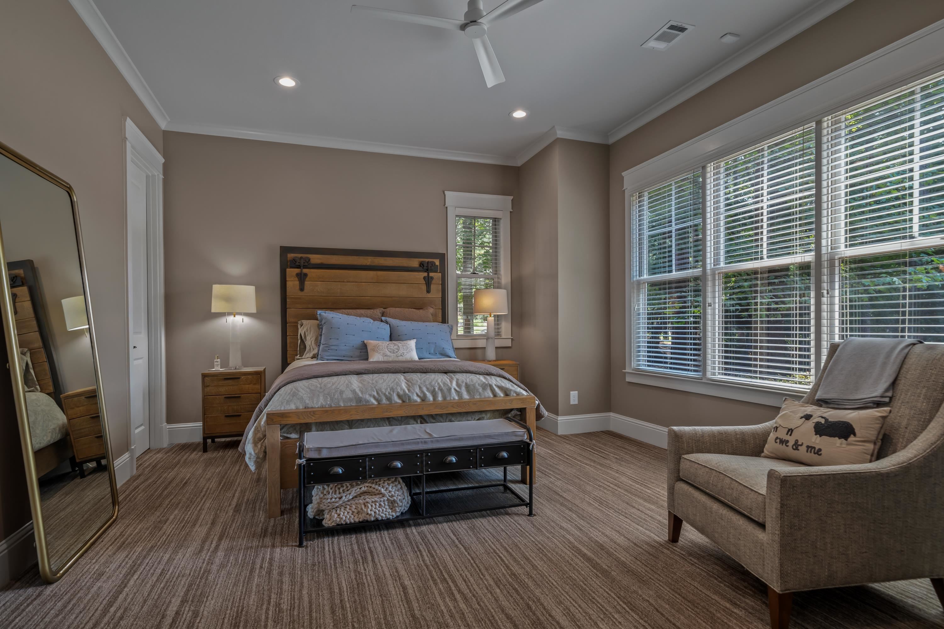 2041 FLEMINGS KNOLL
