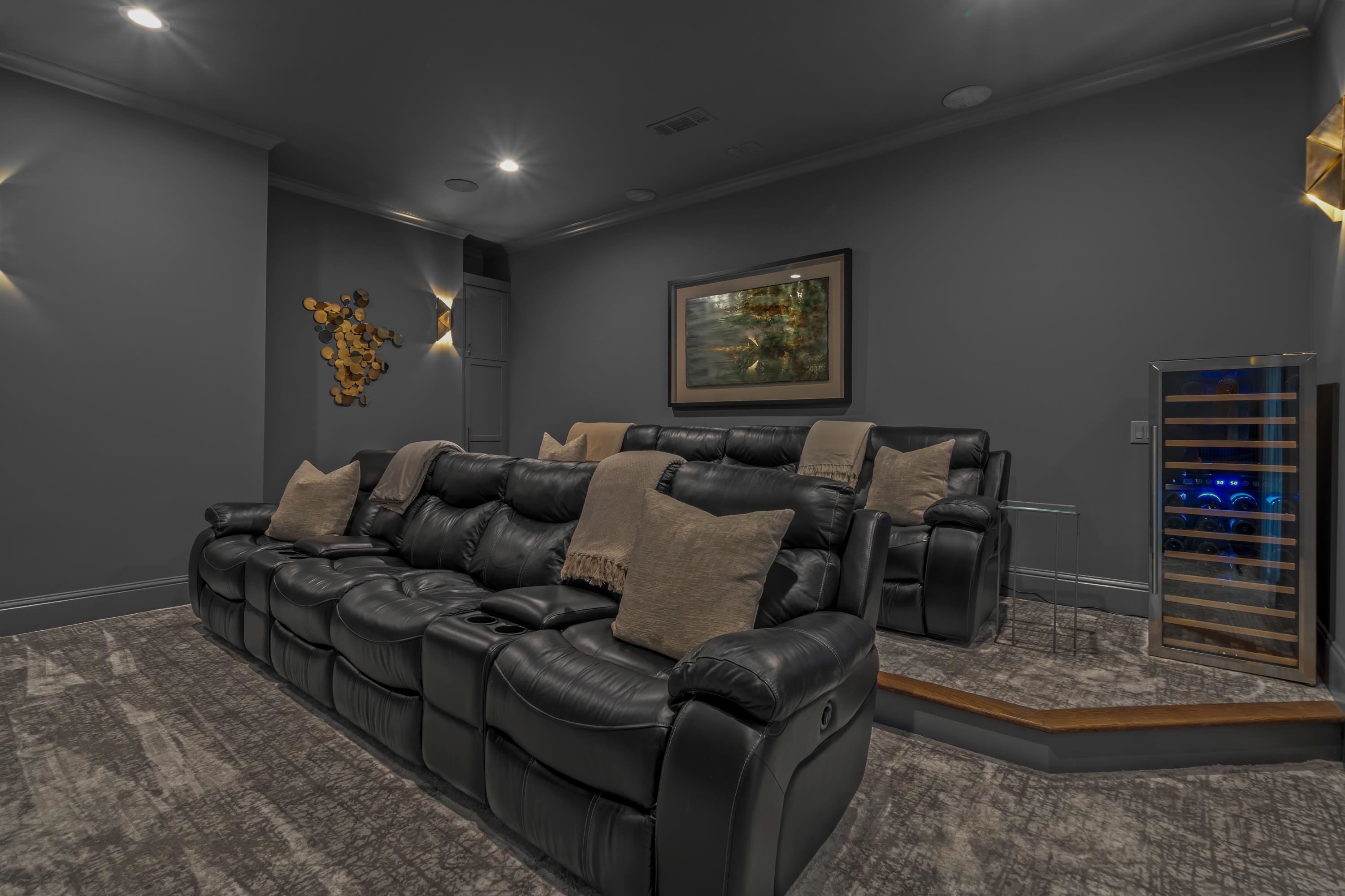 2041 FLEMINGS KNOLL