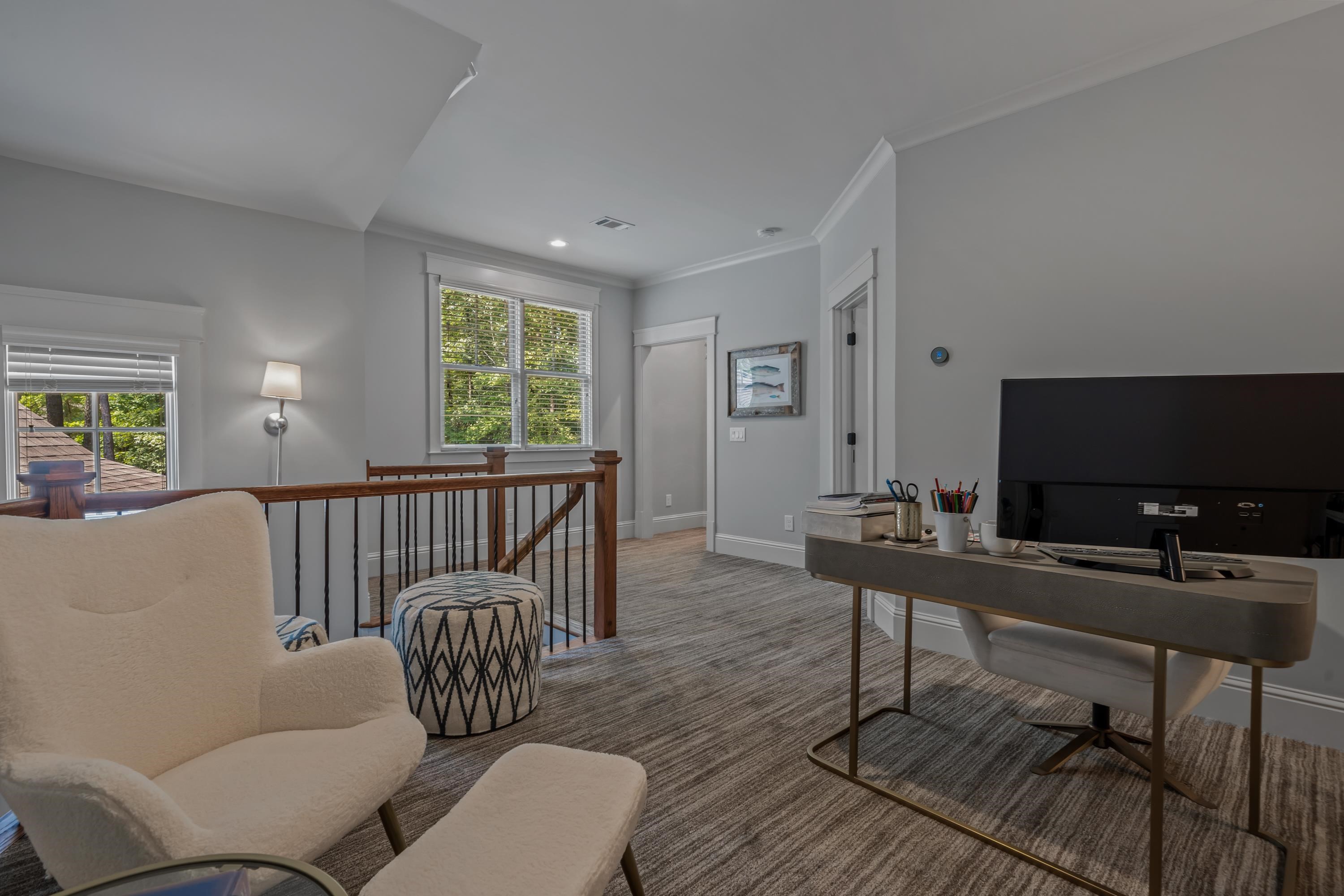 2041 FLEMINGS KNOLL